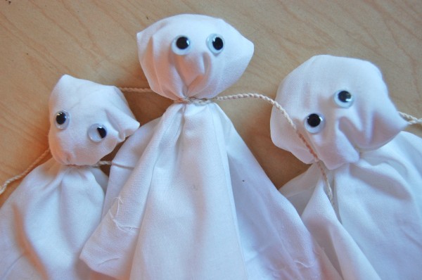 Halloween Tradition: Little Fabric Ghosts