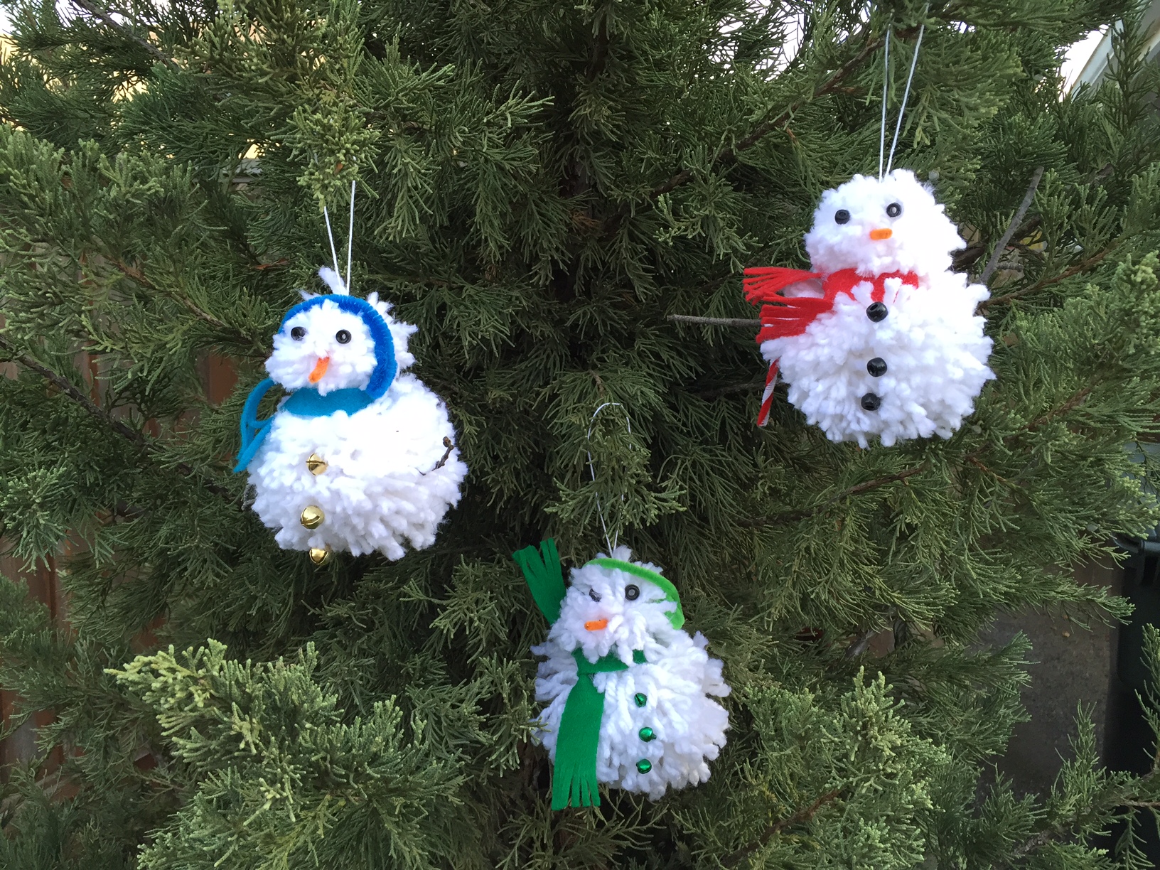 Pom Pom Snowman