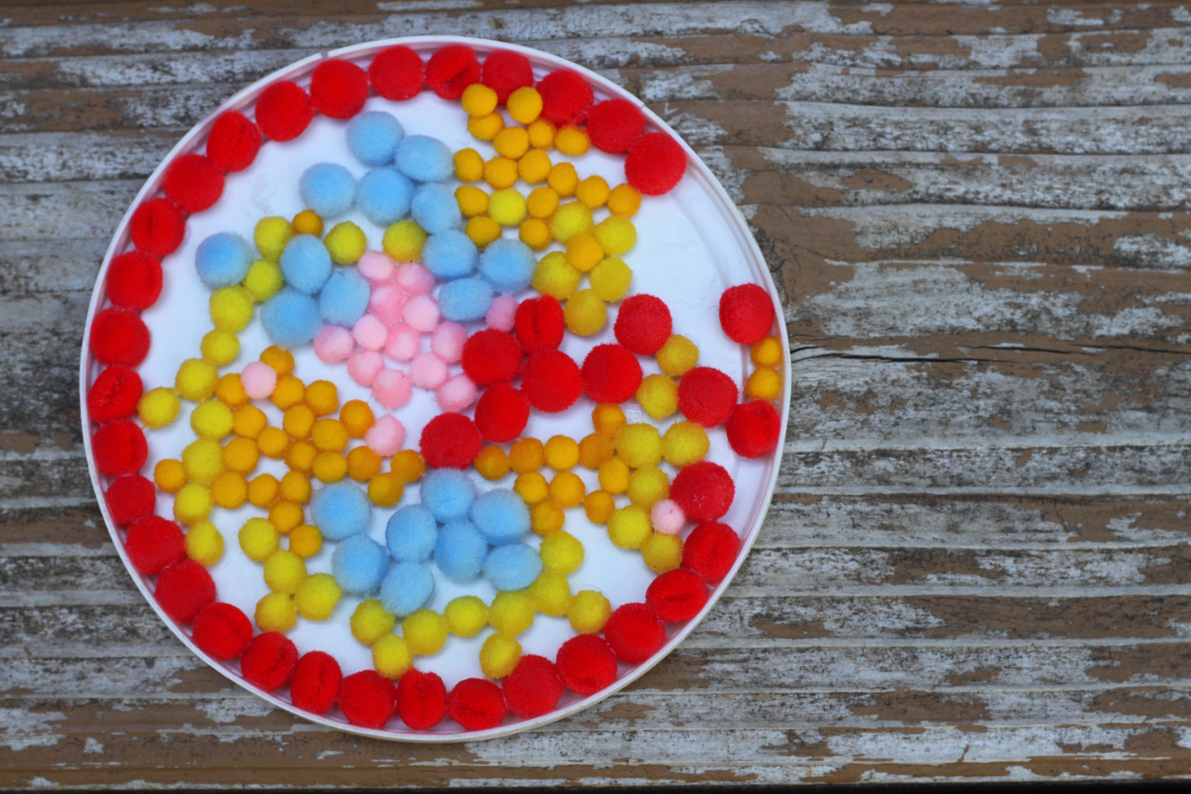 Pom Pom Mosaics