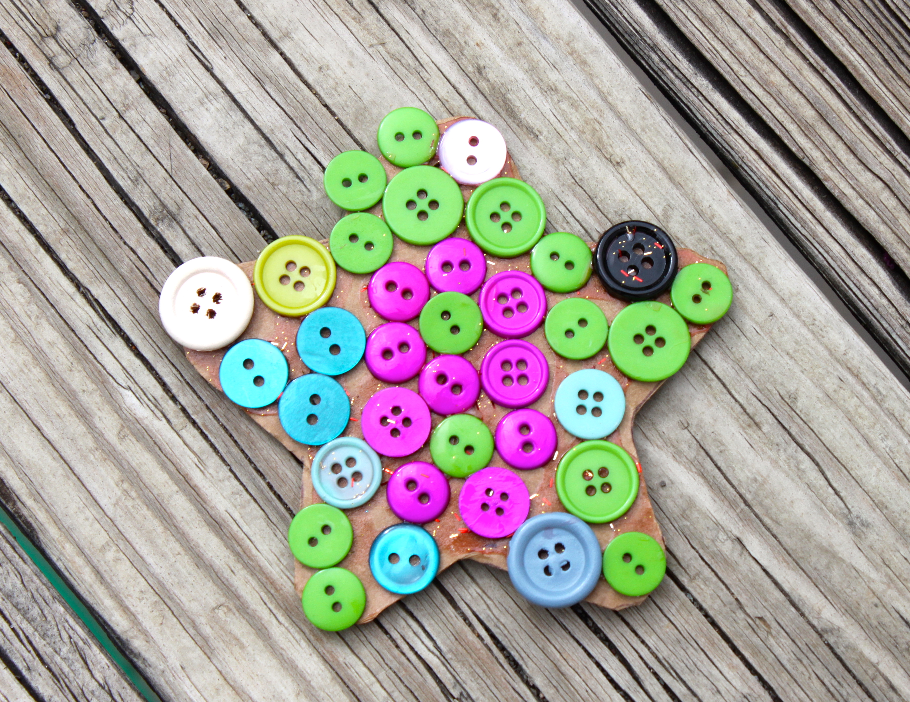 Button Mosaic Magnet