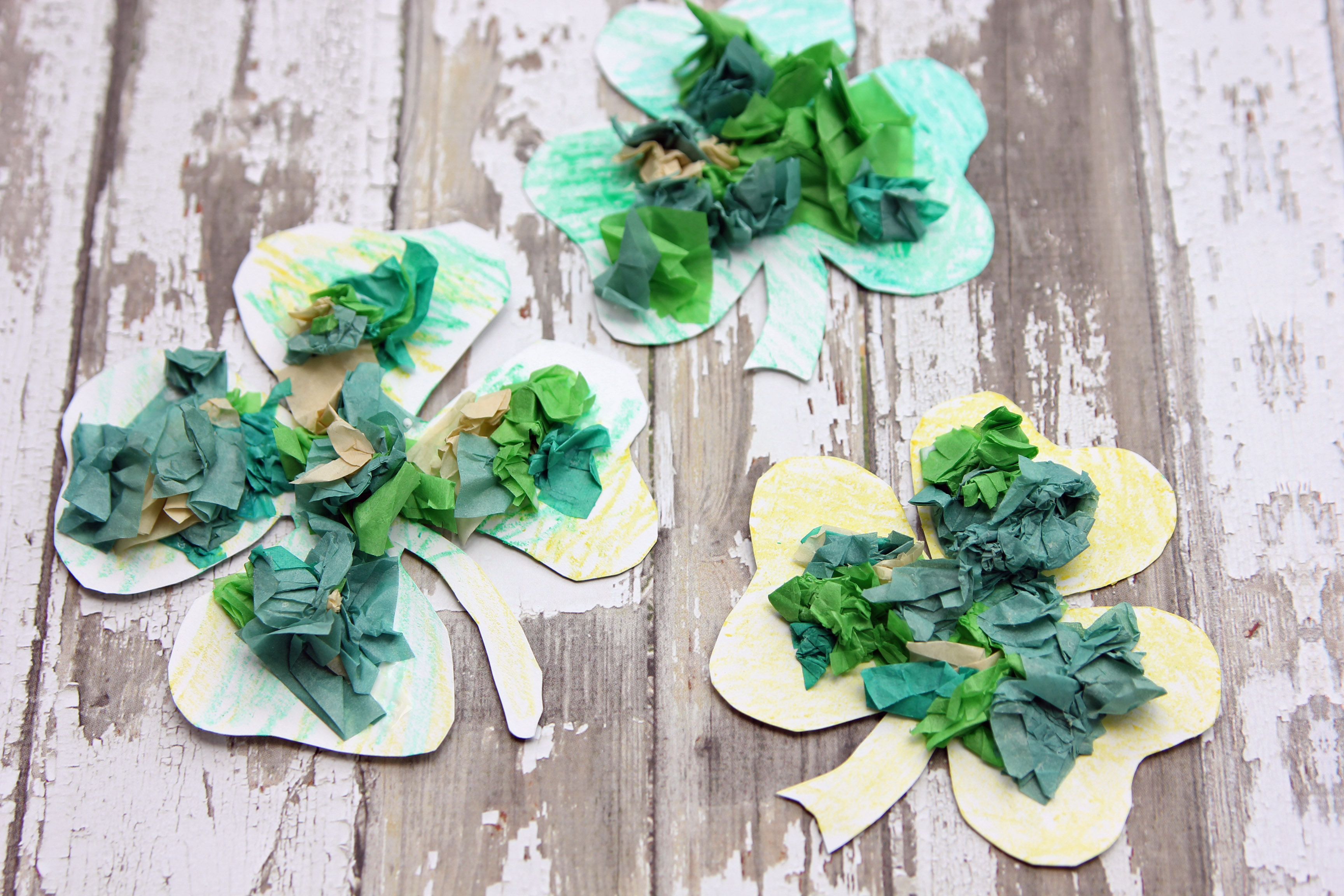 Magnetic Tissue Paper Shamrocks