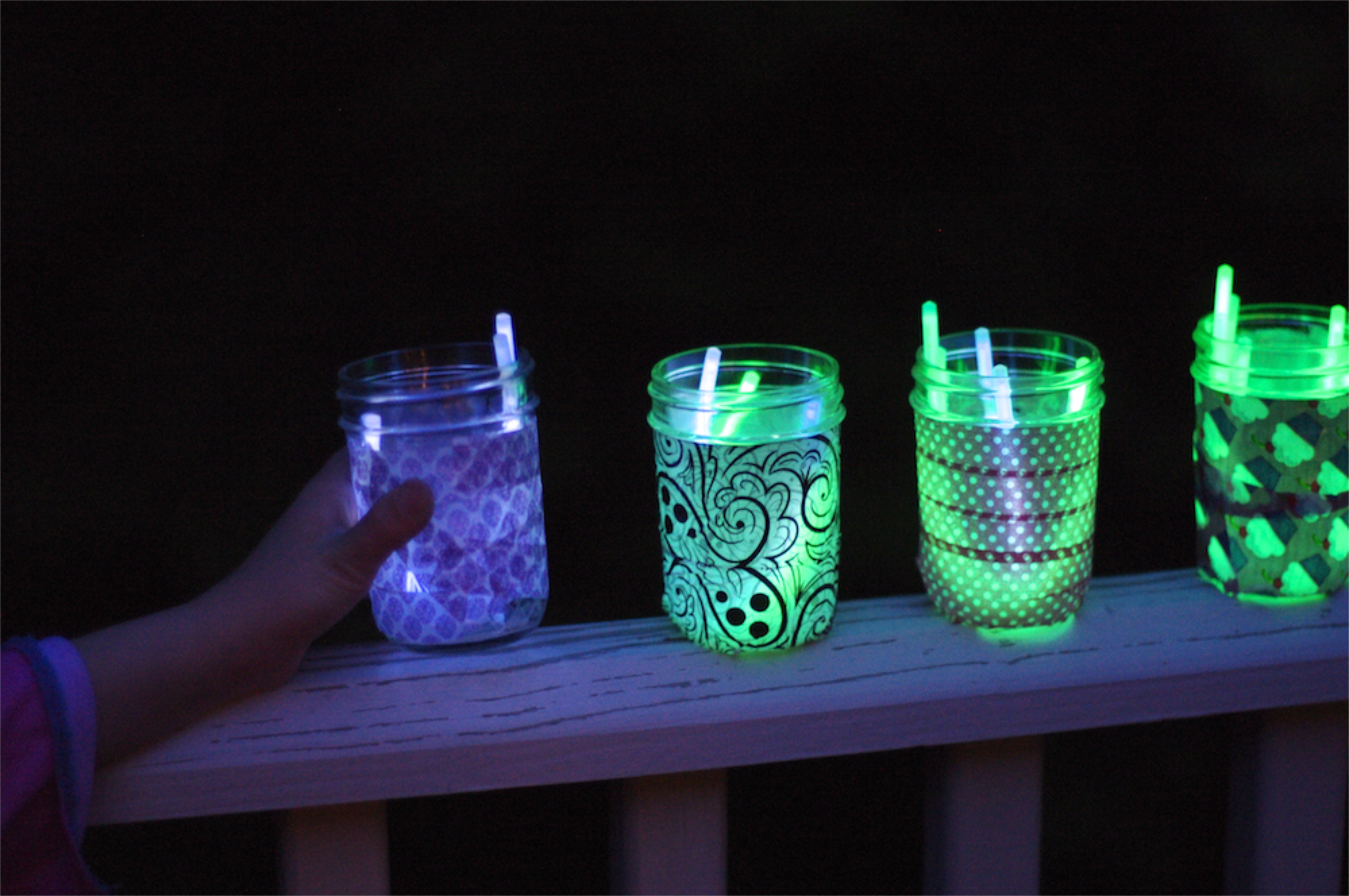 Camping Craft: Mason Jar Lights