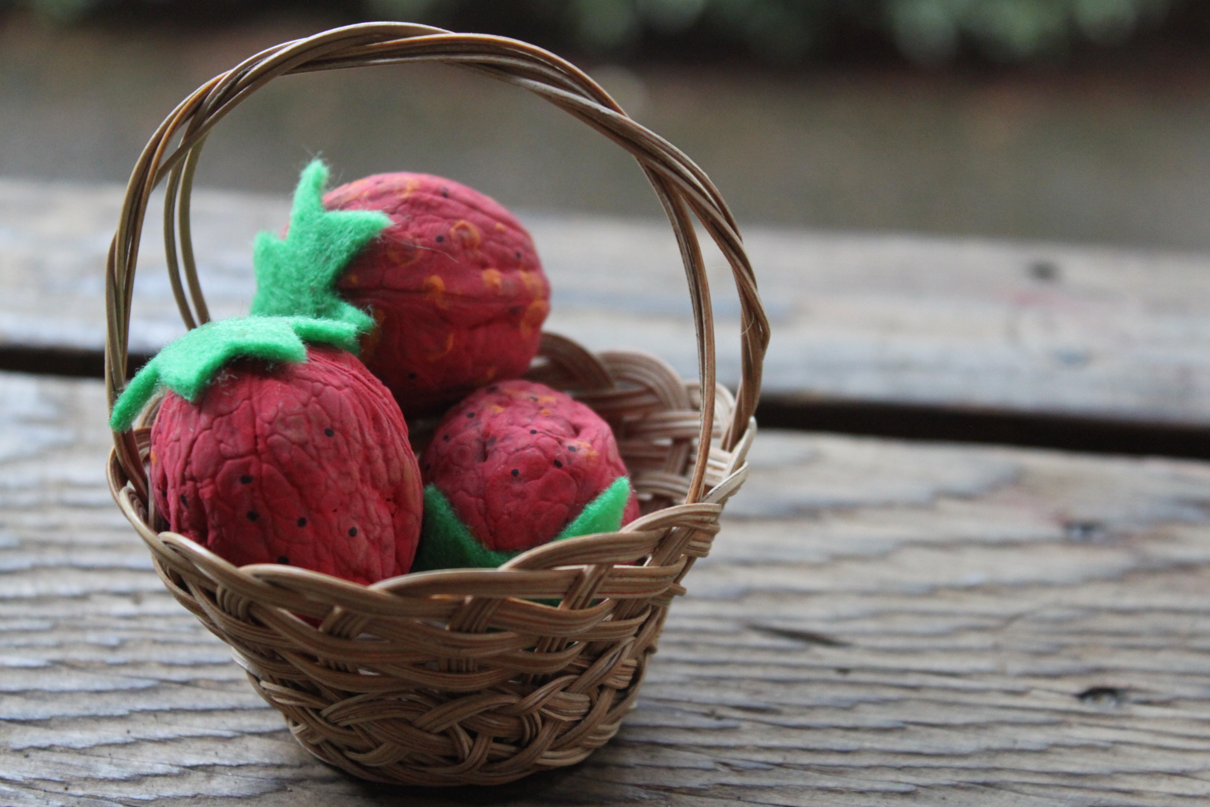 Walnut Strawberries