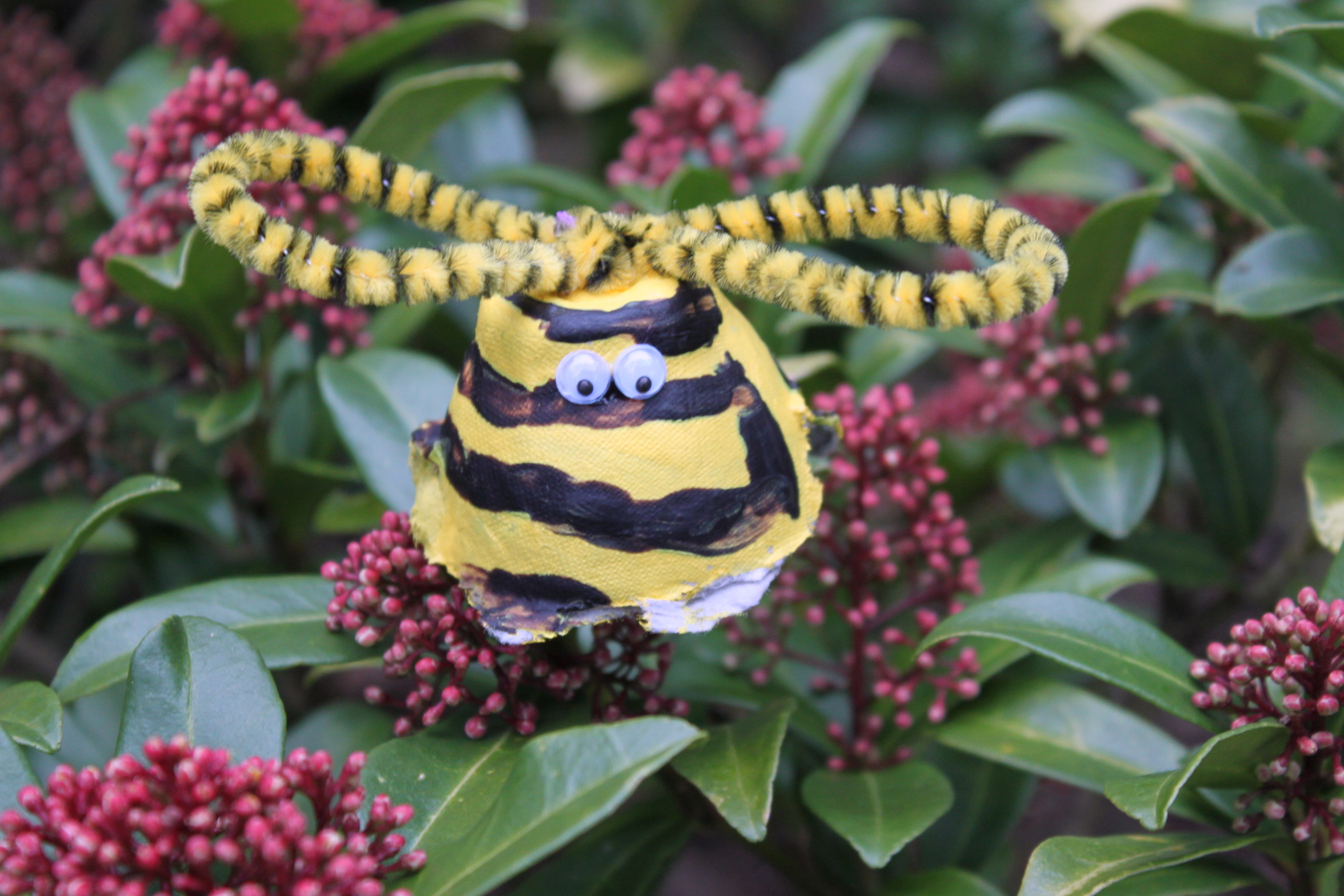 Egg Carton Bumblebee