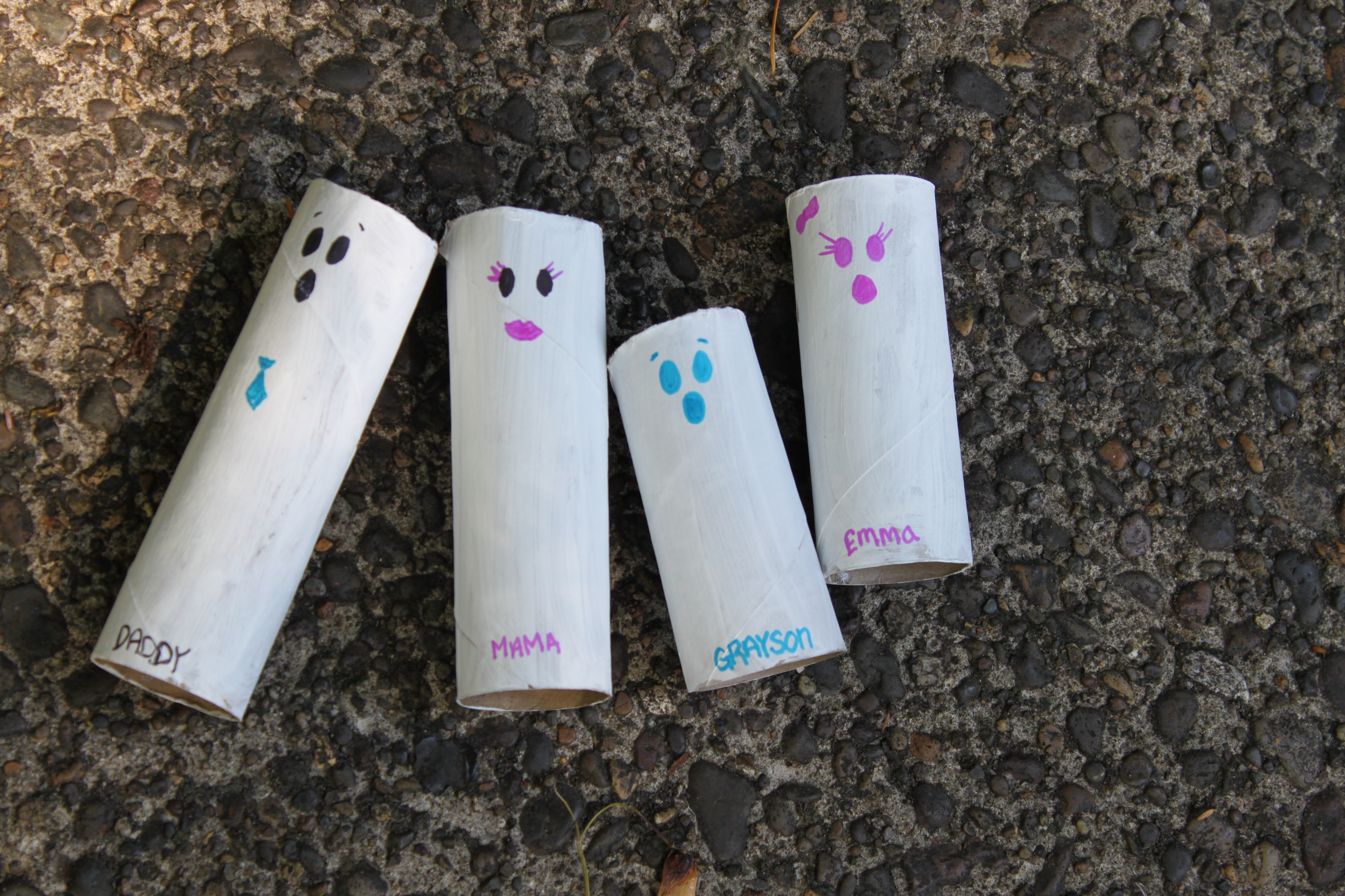 Paper Roll Ghost Family