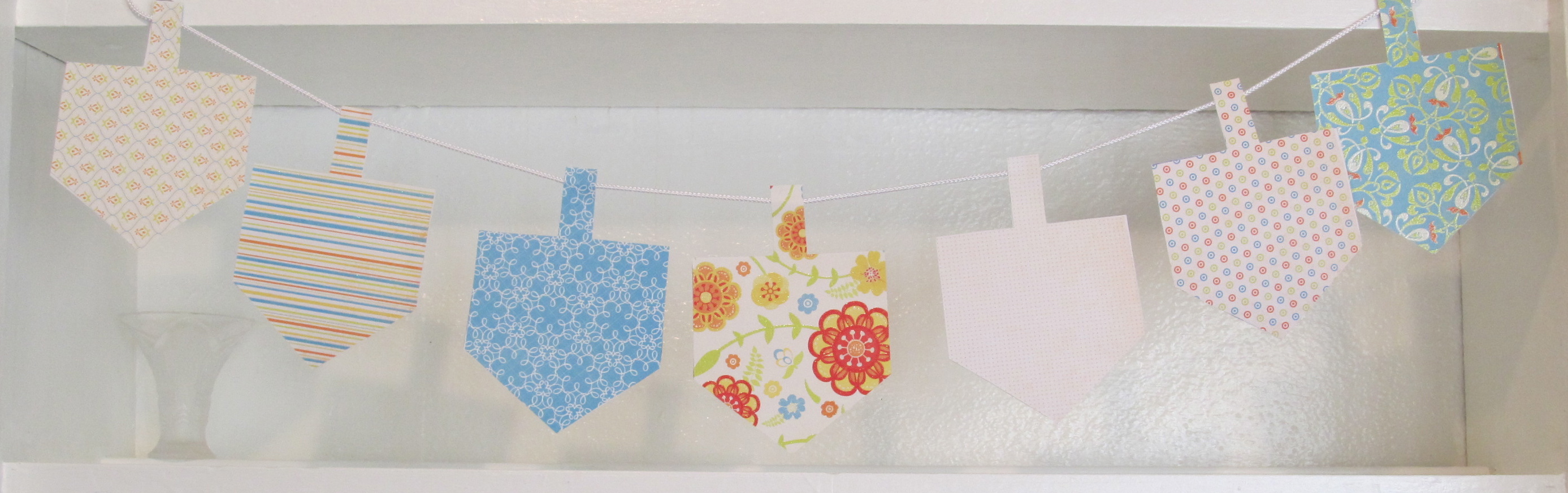 Creating a Dreidel Garland