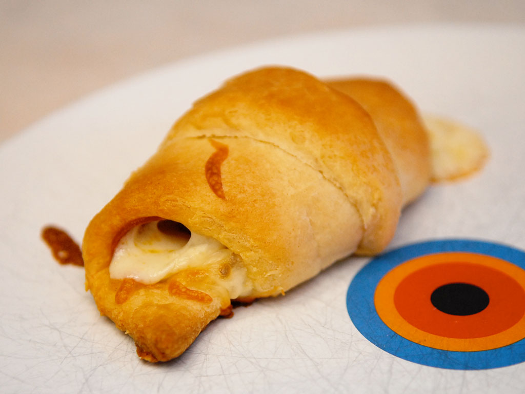 Crescent Roll Pizzas