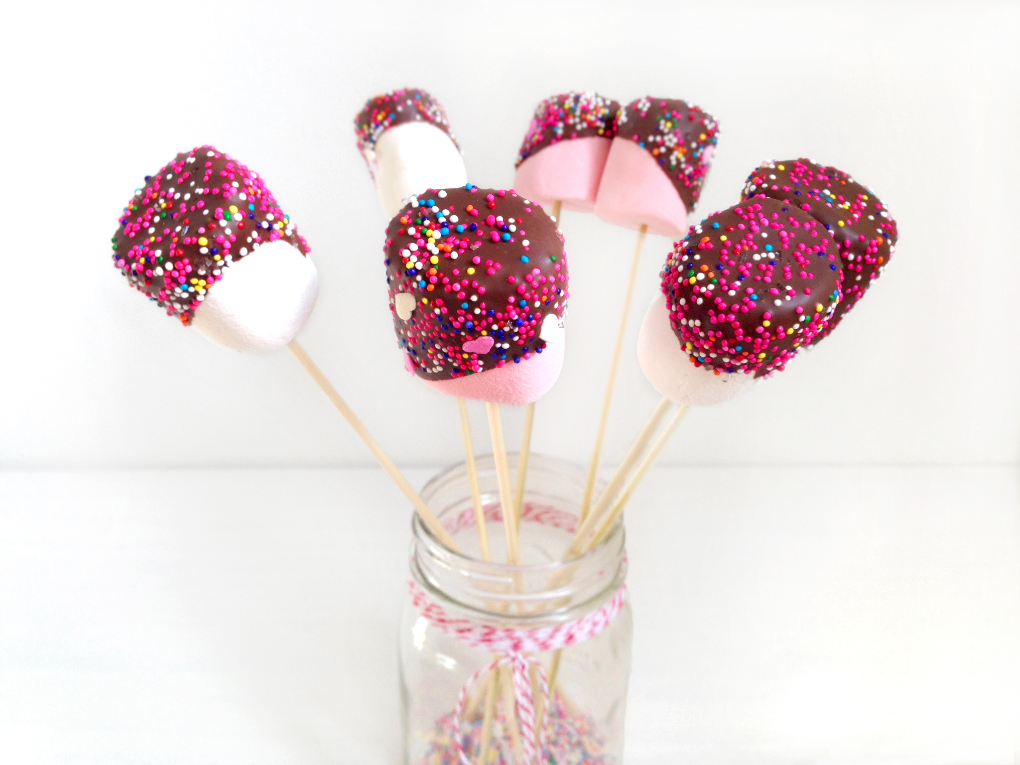 Marshmallow Pops